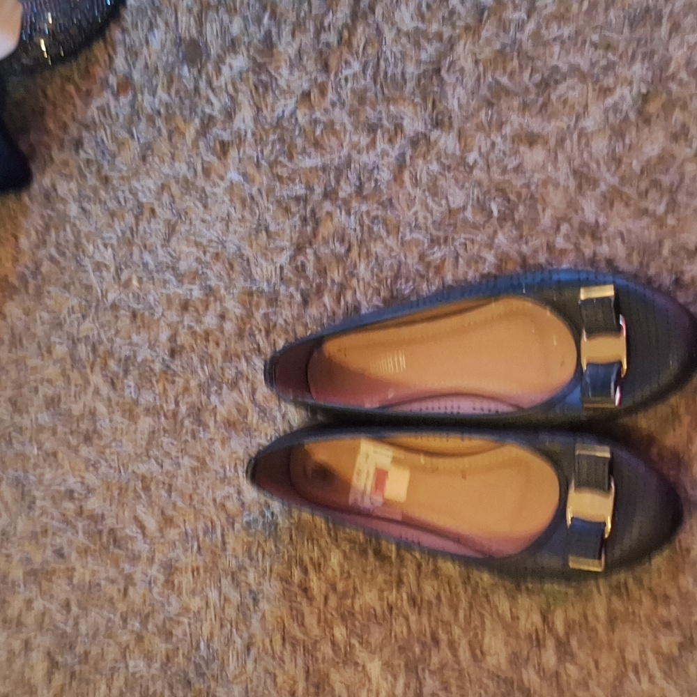Shoe